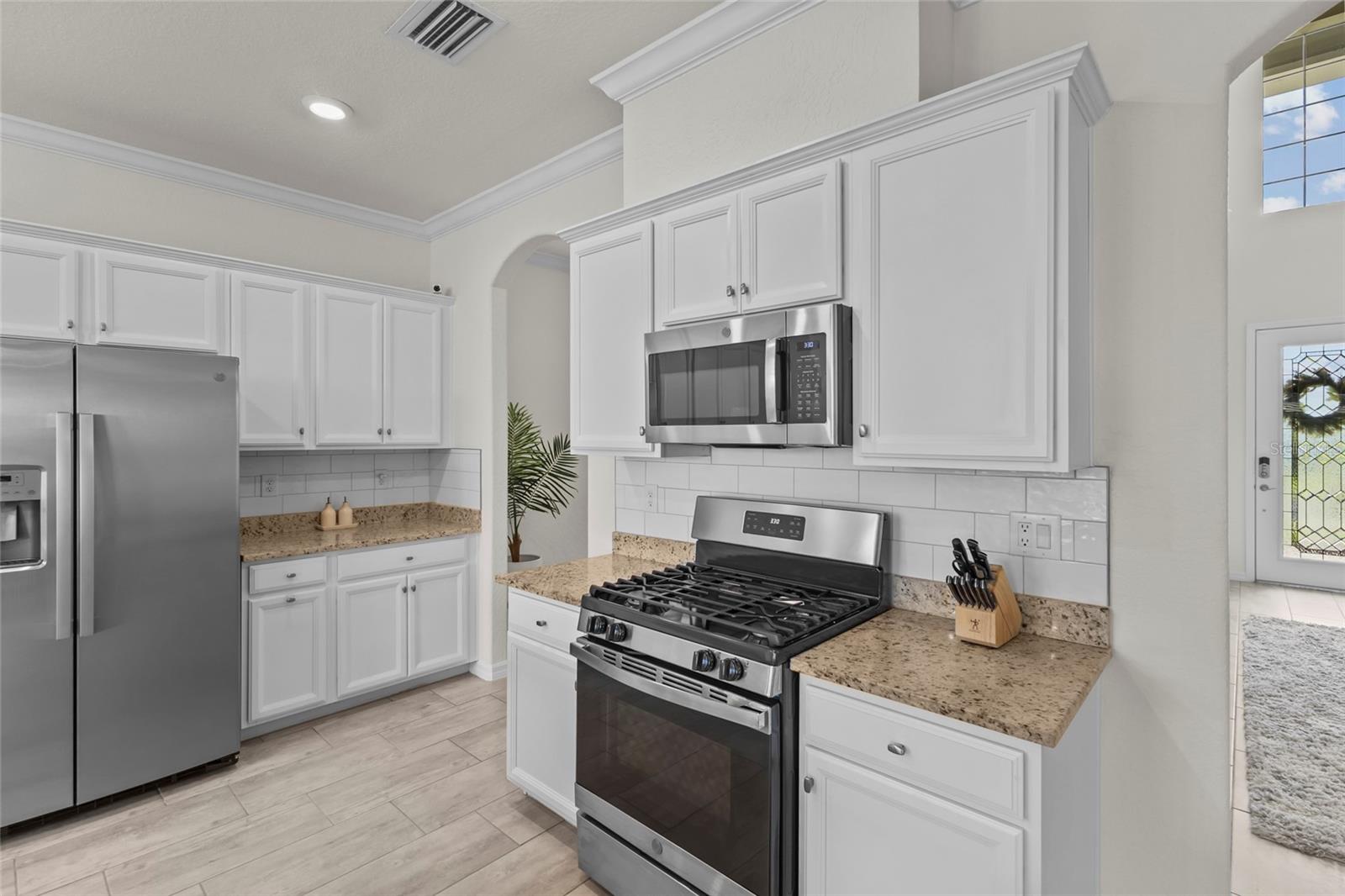 6542 CLAIRBORNE LN, BRADENTON, FL — photo 43