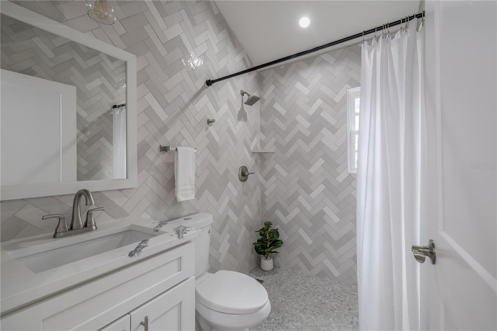 1209 E WASHINGTON ST, ORLANDO, FL — photo 14