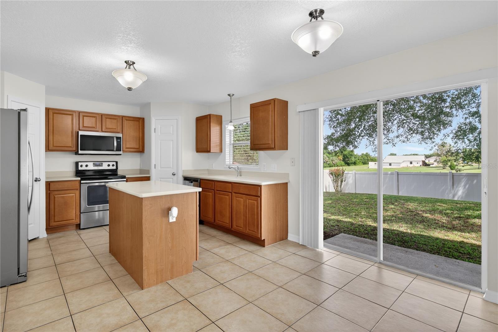 2209 JENNAH CIR, EUSTIS, FL — photo 9