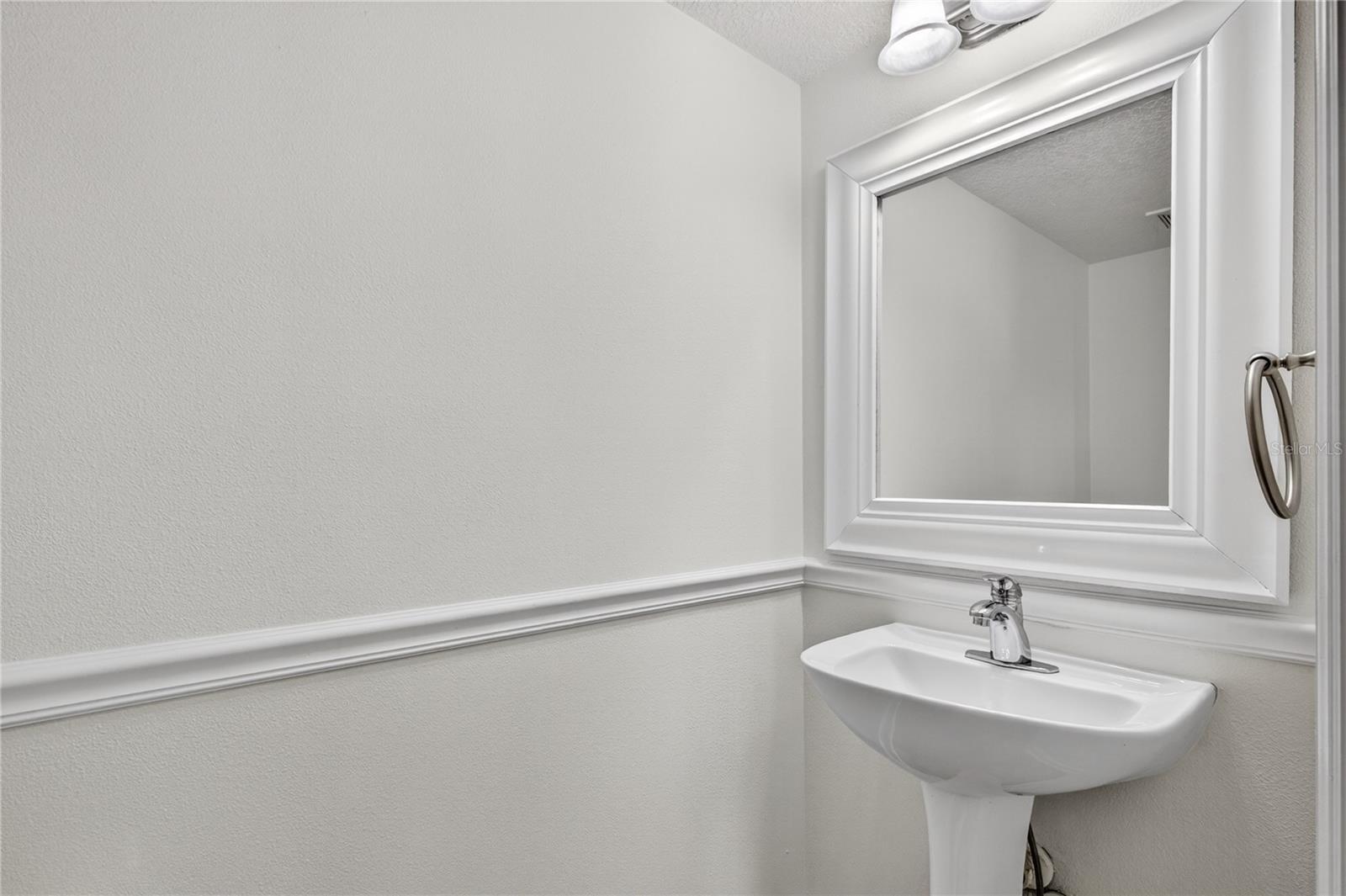 2209 JENNAH CIR, EUSTIS, FL — photo 37