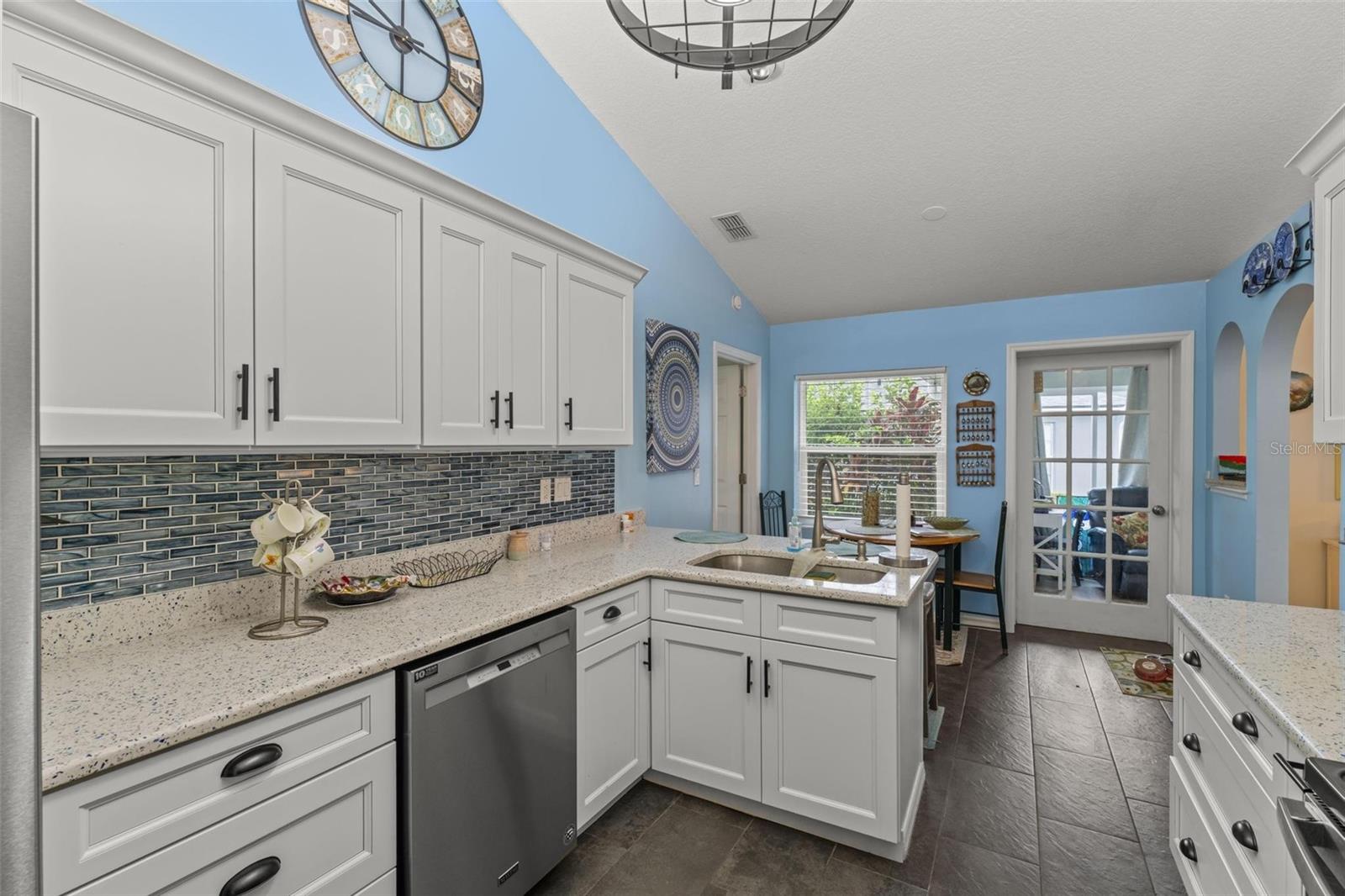 11218 FOUNTAIN LAKE BLVD, LEESBURG, FL — photo 25