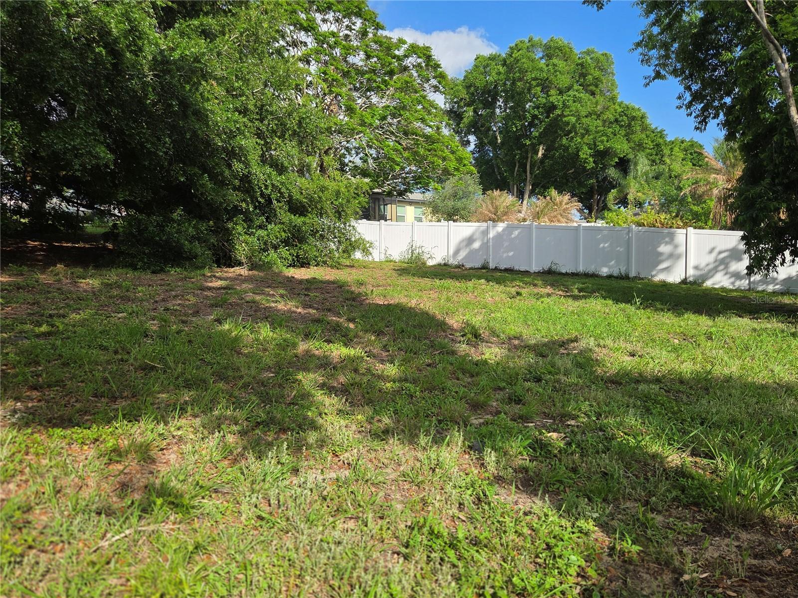 1408 WESTMORELAND AVE, EUSTIS, FL — photo 17