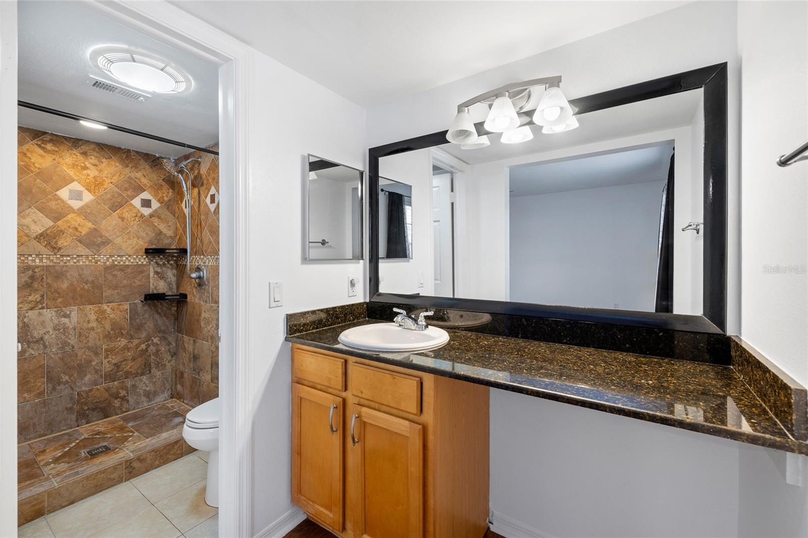 3402 LATANIA DR #321, TAMPA, FL — photo 22