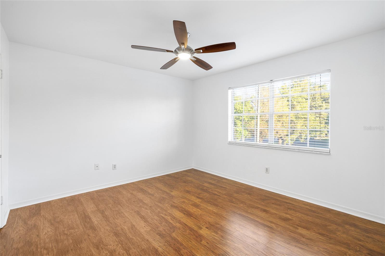 3402 LATANIA DR #321, TAMPA, FL — photo 24