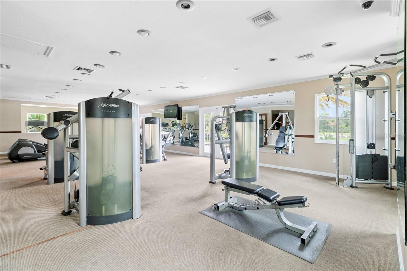 3402 LATANIA DR #321, TAMPA, FL — photo 38