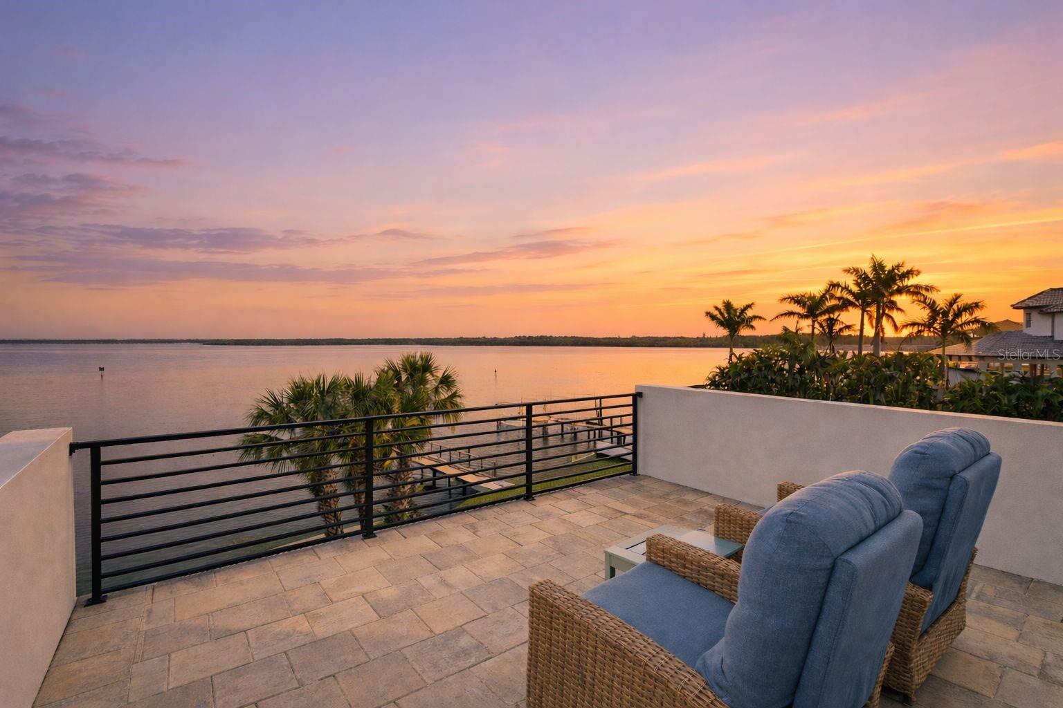 1843 BAYOU GRANDE BLVD NE, ST PETERSBURG, FL — photo 2