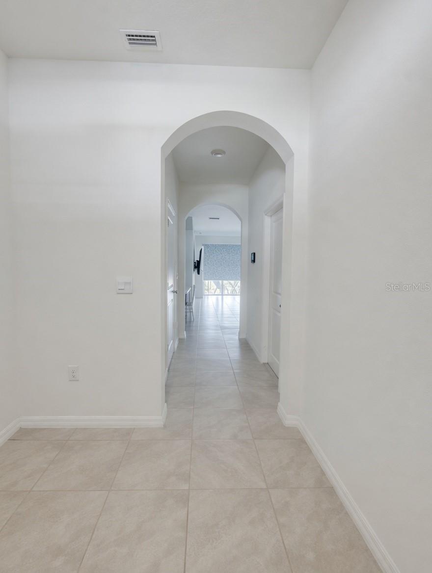 34350 REDWOOD DAWN LN, WESLEY CHAPEL, FL — photo 2