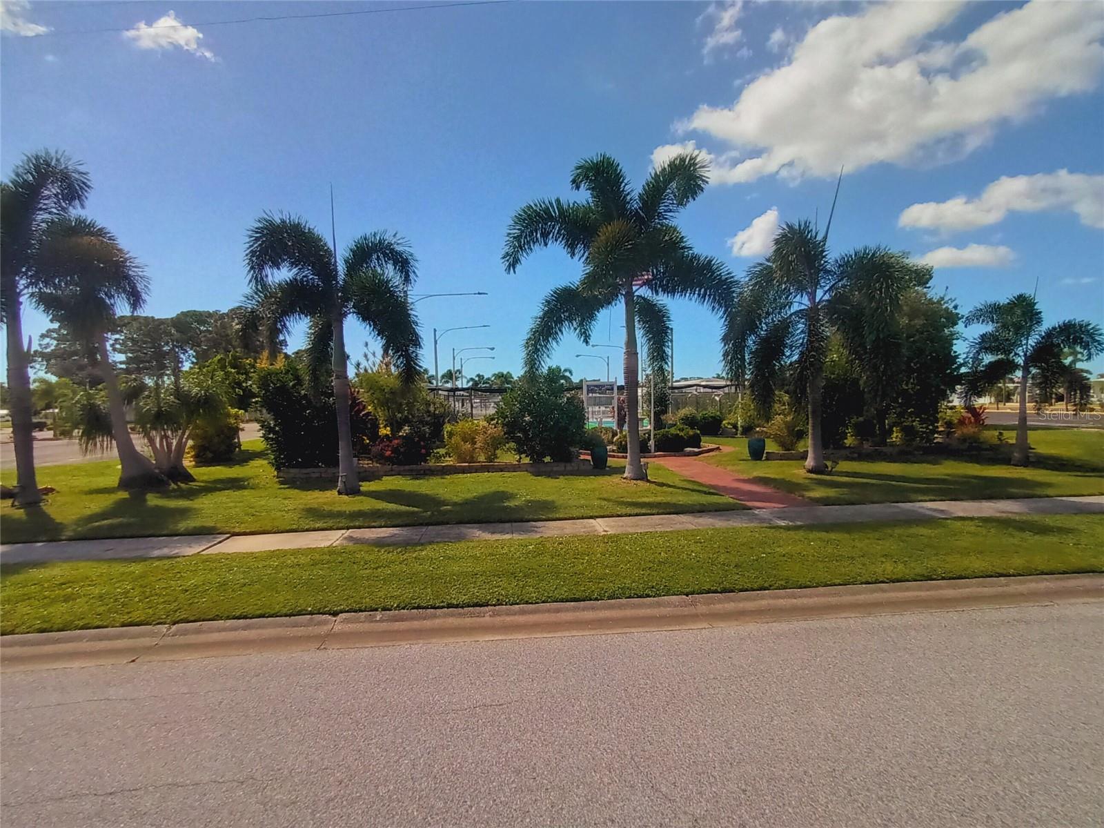 4913 OAKLAND HILLS AVE, SARASOTA, FL — photo 31