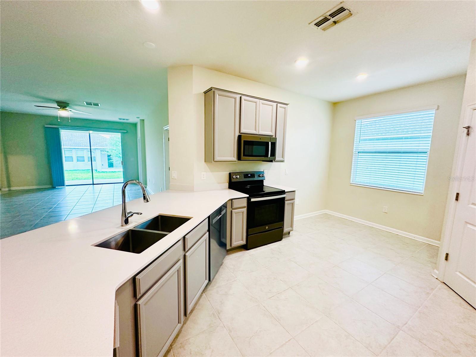 16421 FERNRIDGE ST, CLERMONT, FL — photo 7