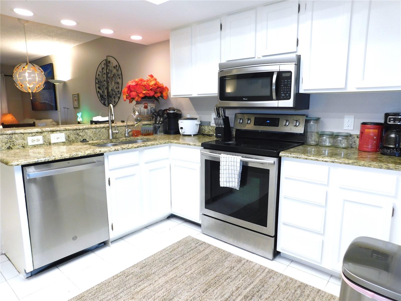 207 WOODLAKE WYNDE #207, OLDSMAR, FL — photo 25