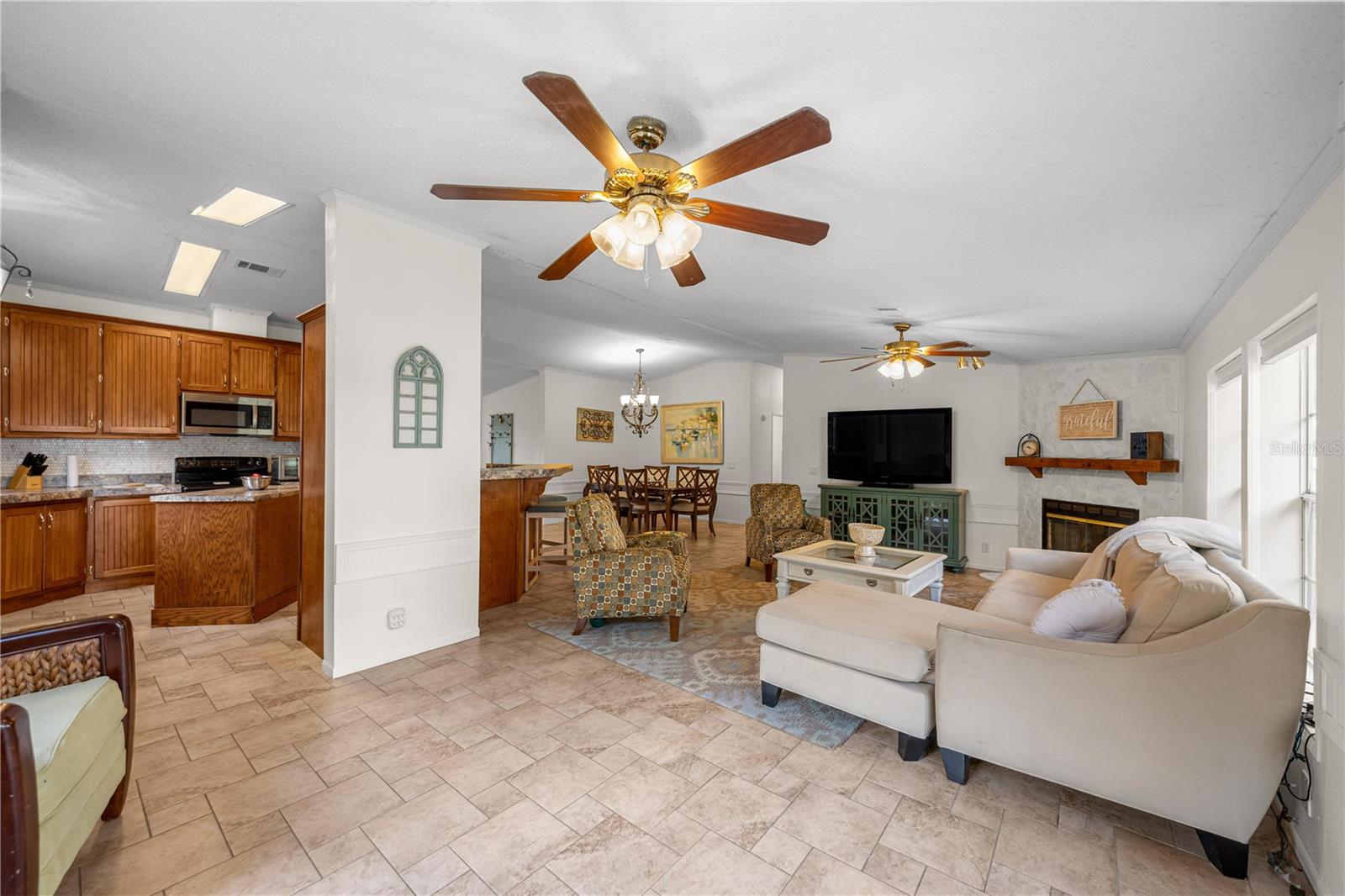 18850 SE 12TH LN, WILLISTON, FL — photo 4