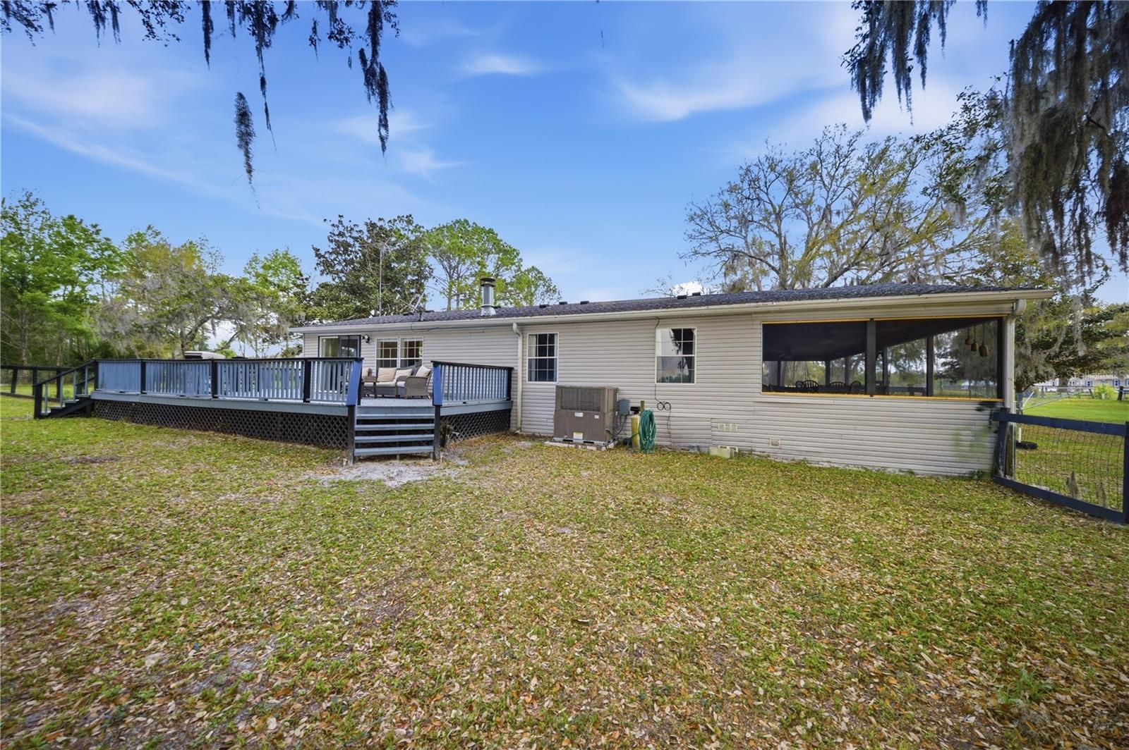 18850 SE 12TH LN, WILLISTON, FL — photo 30