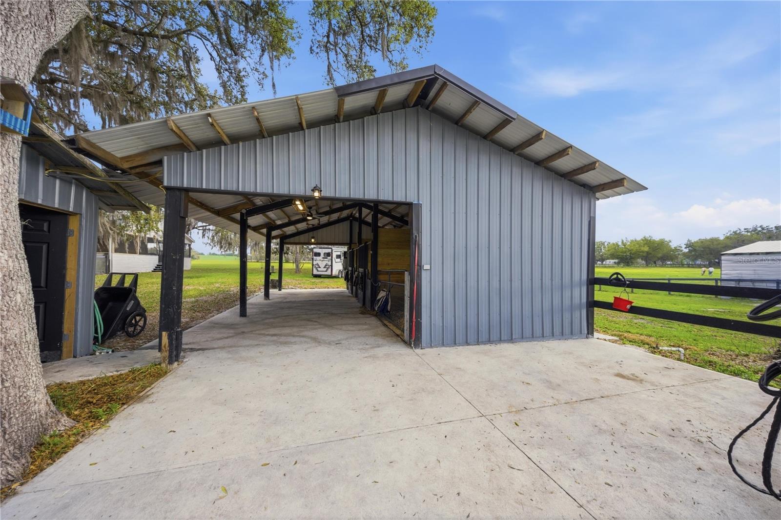 18850 SE 12TH LN, WILLISTON, FL — photo 36