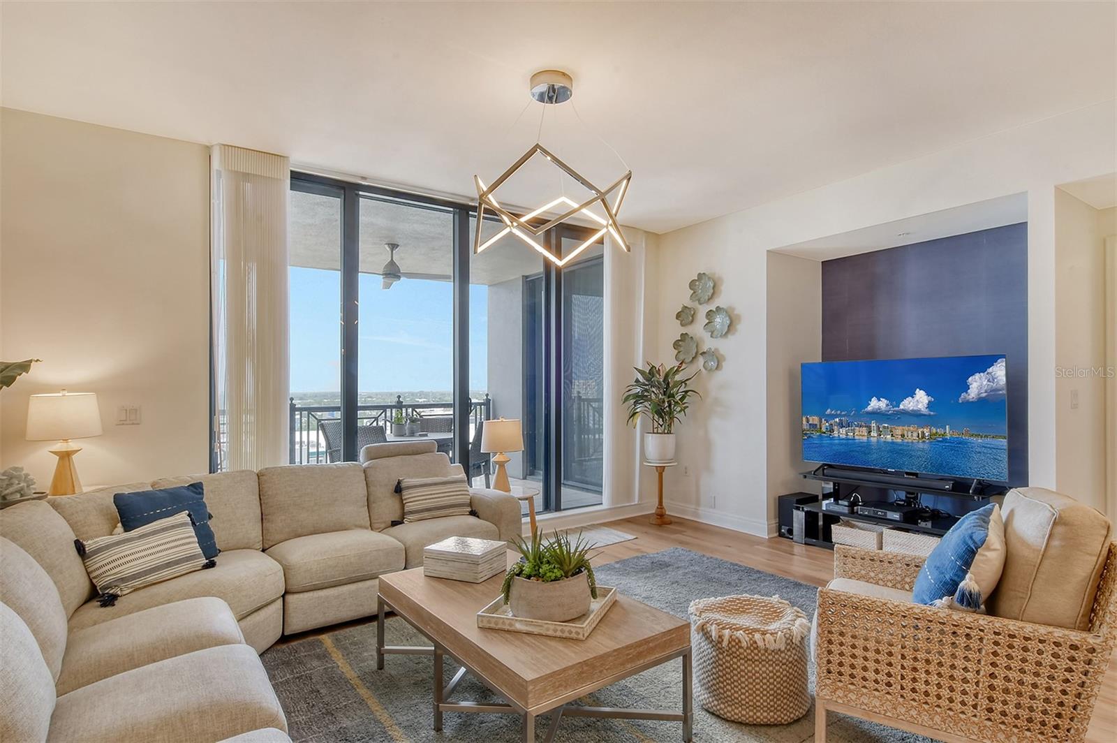 50 CENTRAL AVE #15B, SARASOTA, FL — photo 11