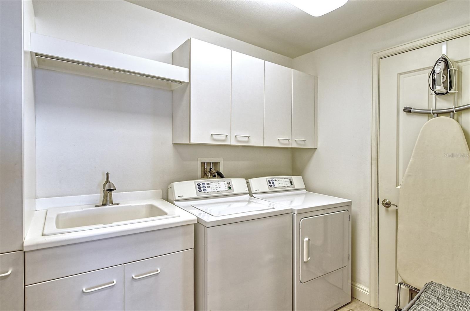 50 CENTRAL AVE #15B, SARASOTA, FL — photo 30