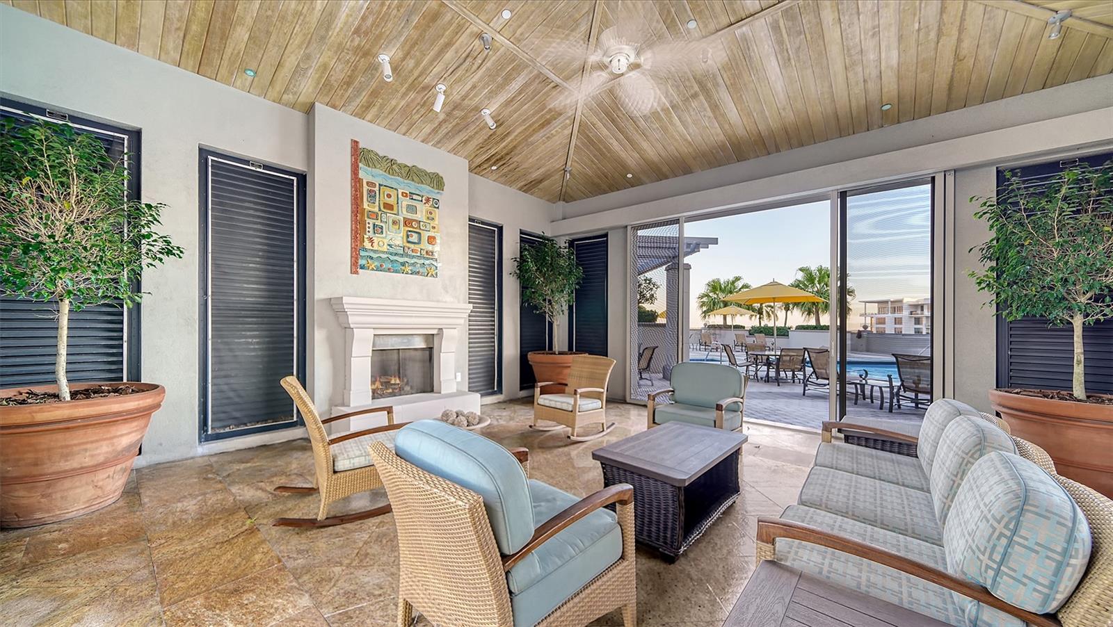 50 CENTRAL AVE #15B, SARASOTA, FL — photo 37