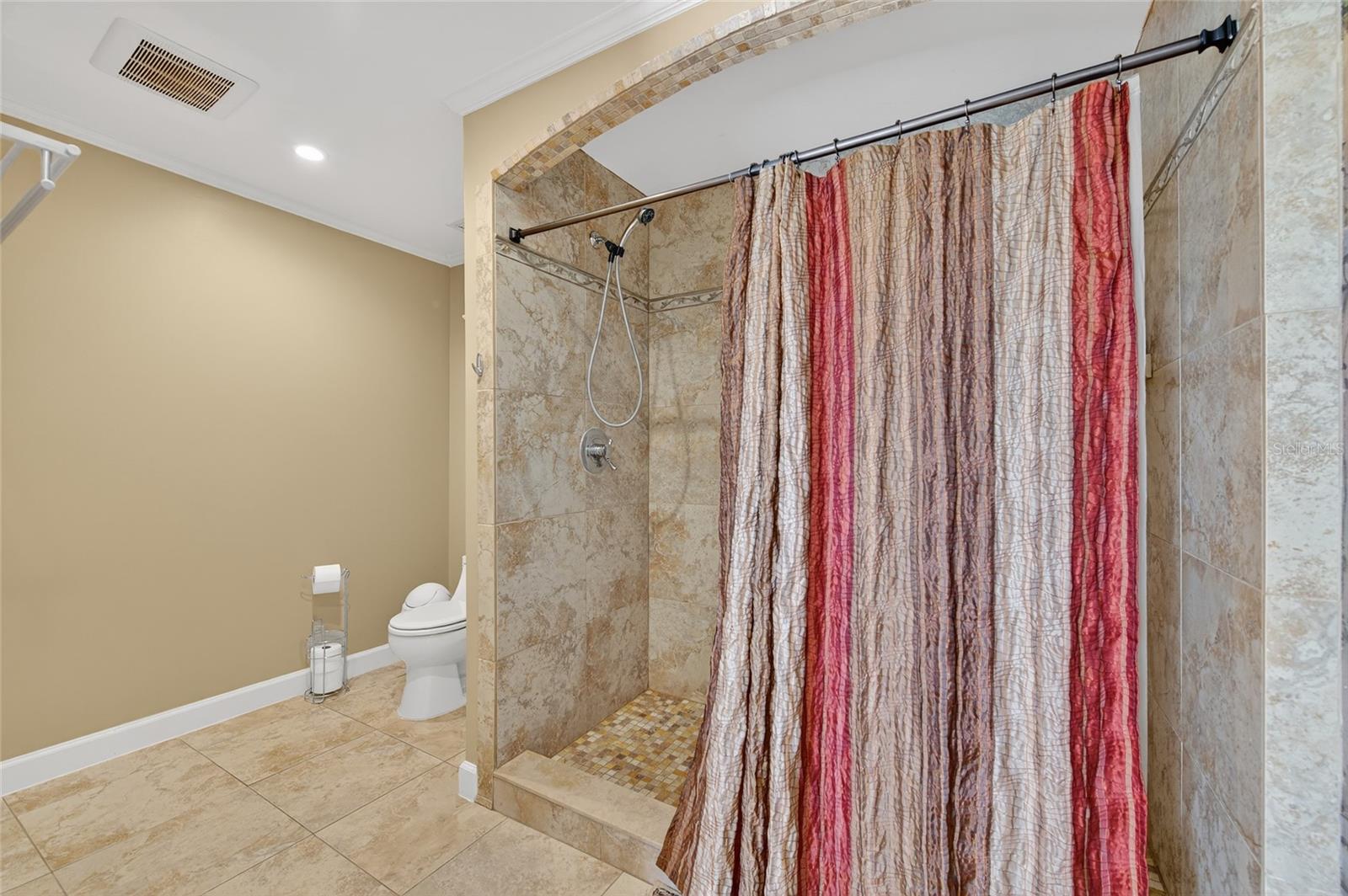 2904 S PENINSULA DR, DAYTONA BEACH SHORES, FL — photo 44