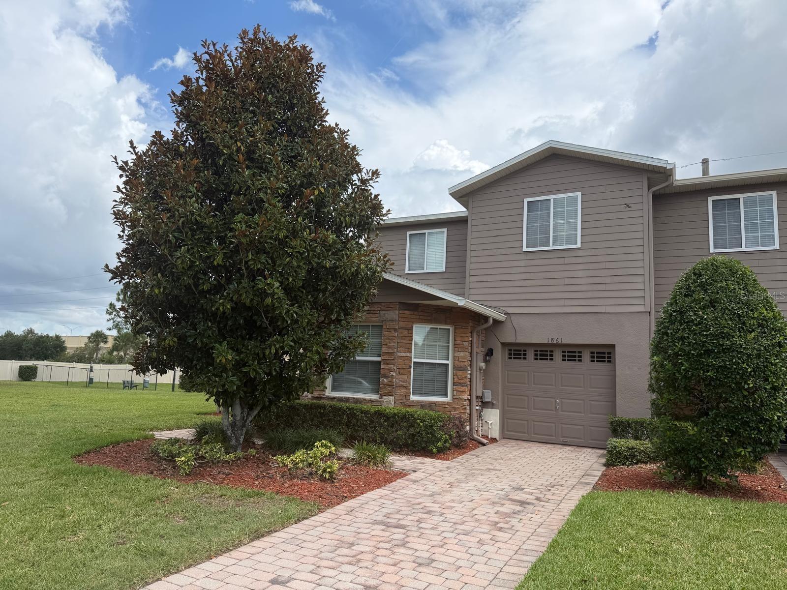 1861 CHATHAM PLACE DR, ORLANDO, FL