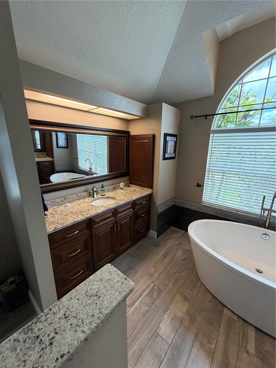 1616 KINSMERE DR, TRINITY, FL — photo 23