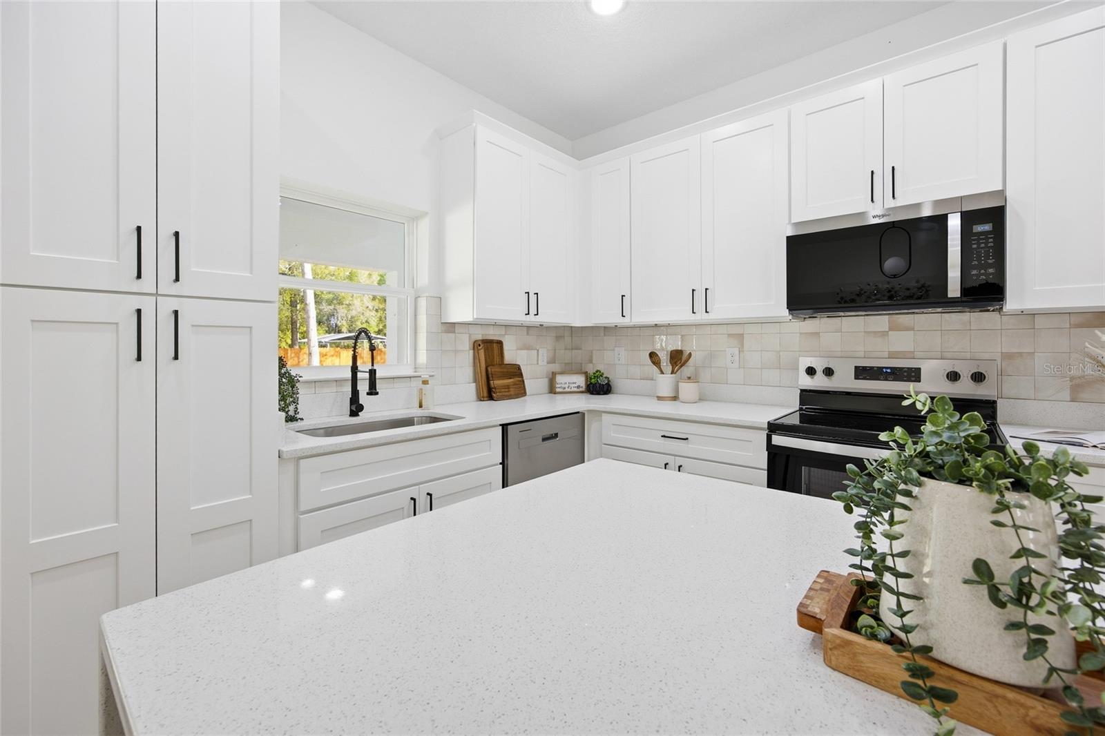 2116 W BEACH PLUM DRIVE, CITRUS SPRINGS, FL — photo 16