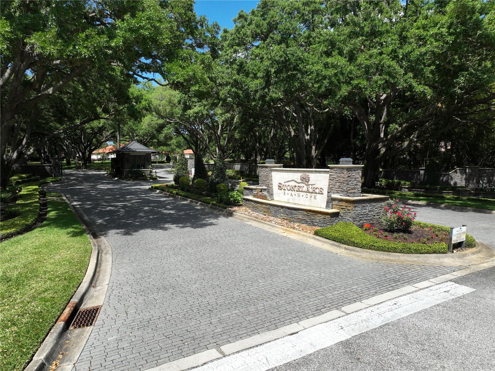 12322 STONELAKE RANCH BLVD, THONOTOSASSA, FL — photo 2