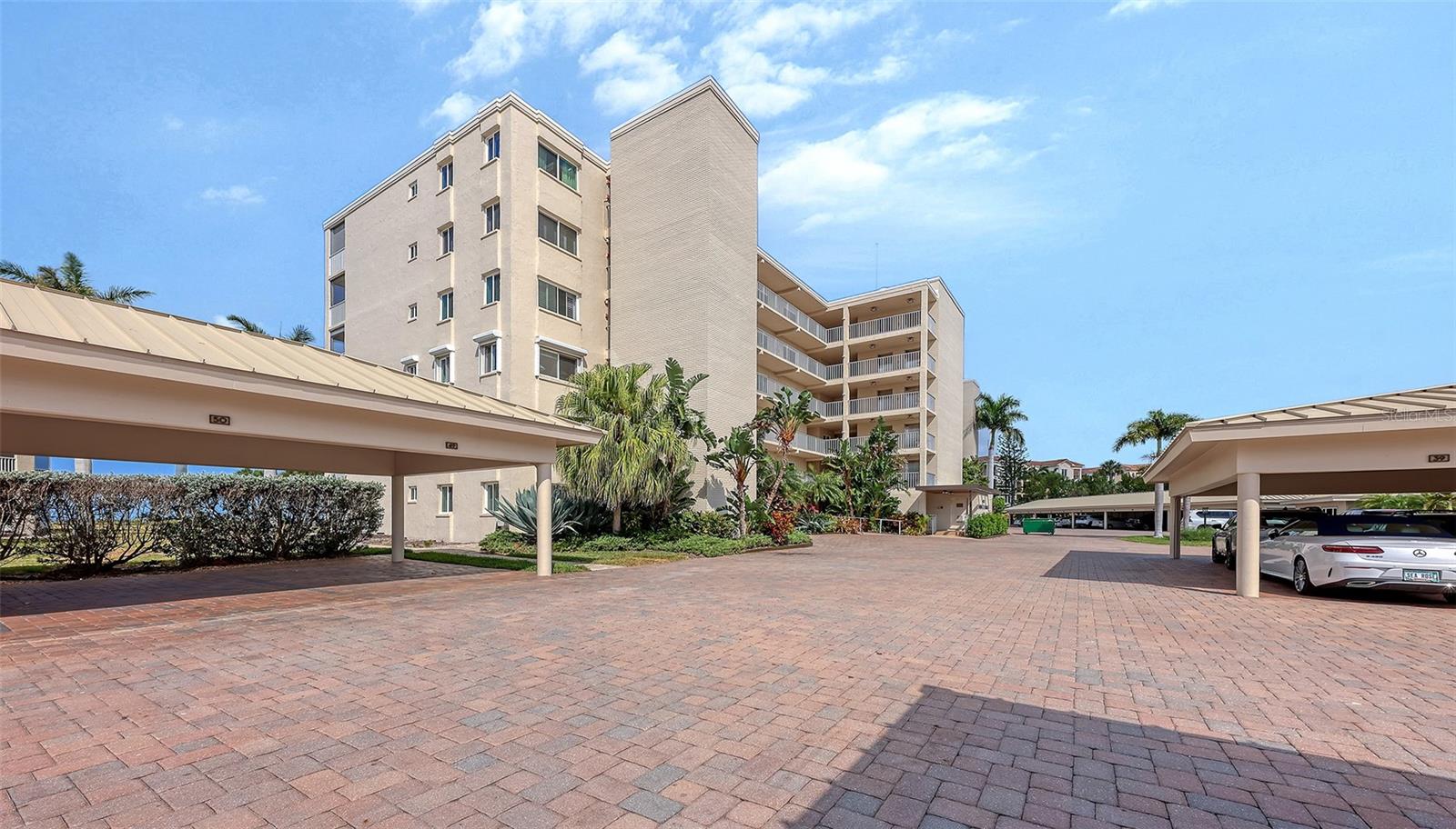 4825 GULF OF MEXICO DR #504, LONGBOAT KEY, FL — photo 2