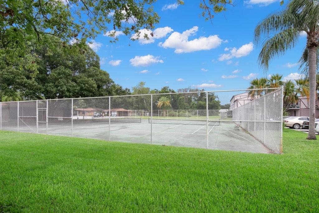 1147 KING ARTHUR CT #204, DUNEDIN, FL — photo 29