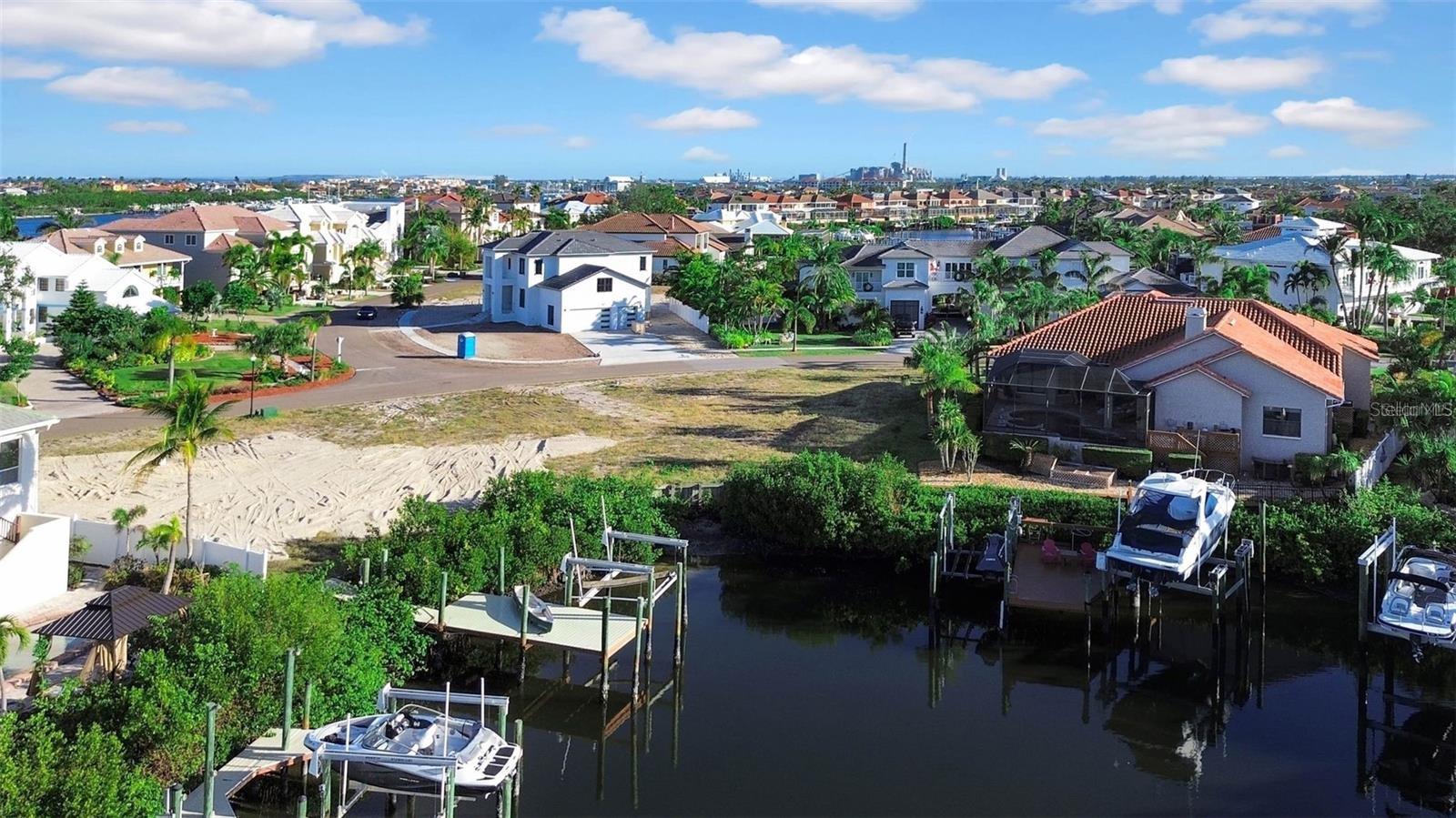962 SYMPHONY ISLES BLVD, APOLLO BEACH, FL
