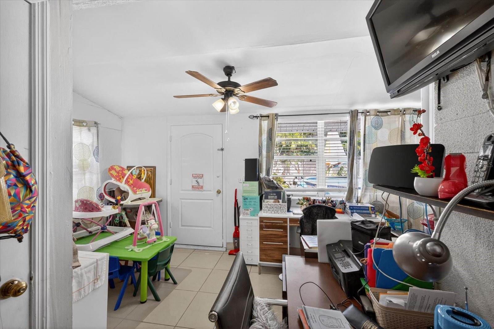 611 N BRADFORD AVE, TAMPA, FL — photo 15