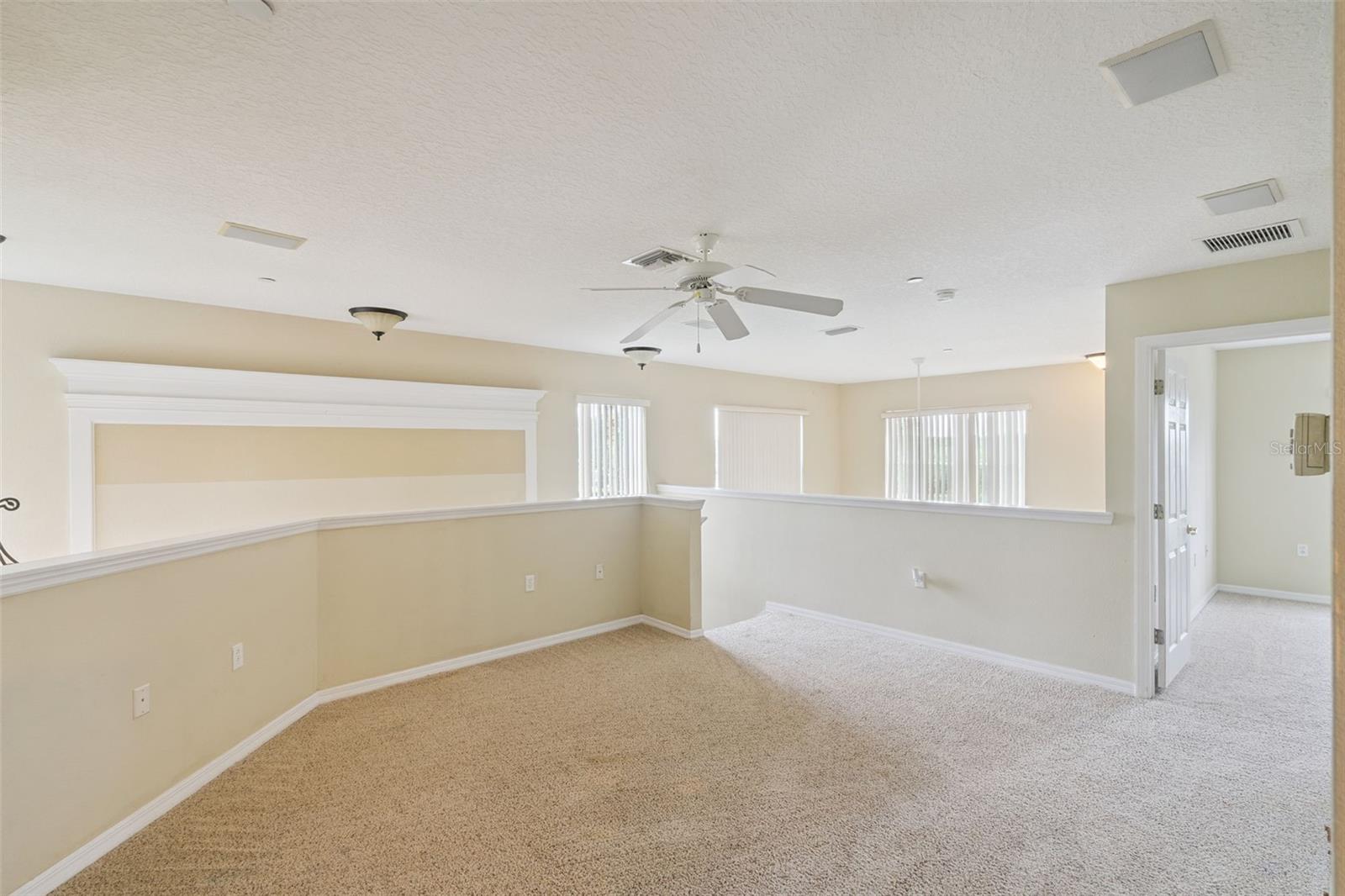 722 CHACALL LOOP, MOUNT DORA, FL — photo 35