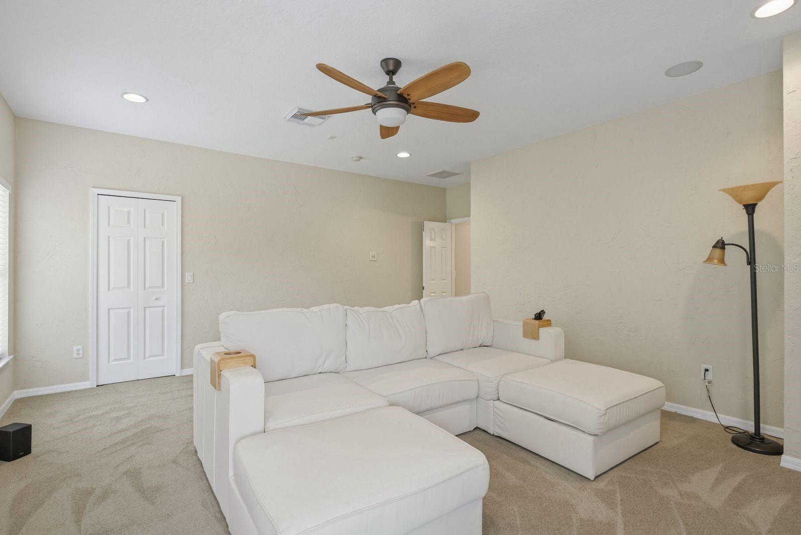 9103 CREEDMOOR LN, NEW PORT RICHEY, FL — photo 35