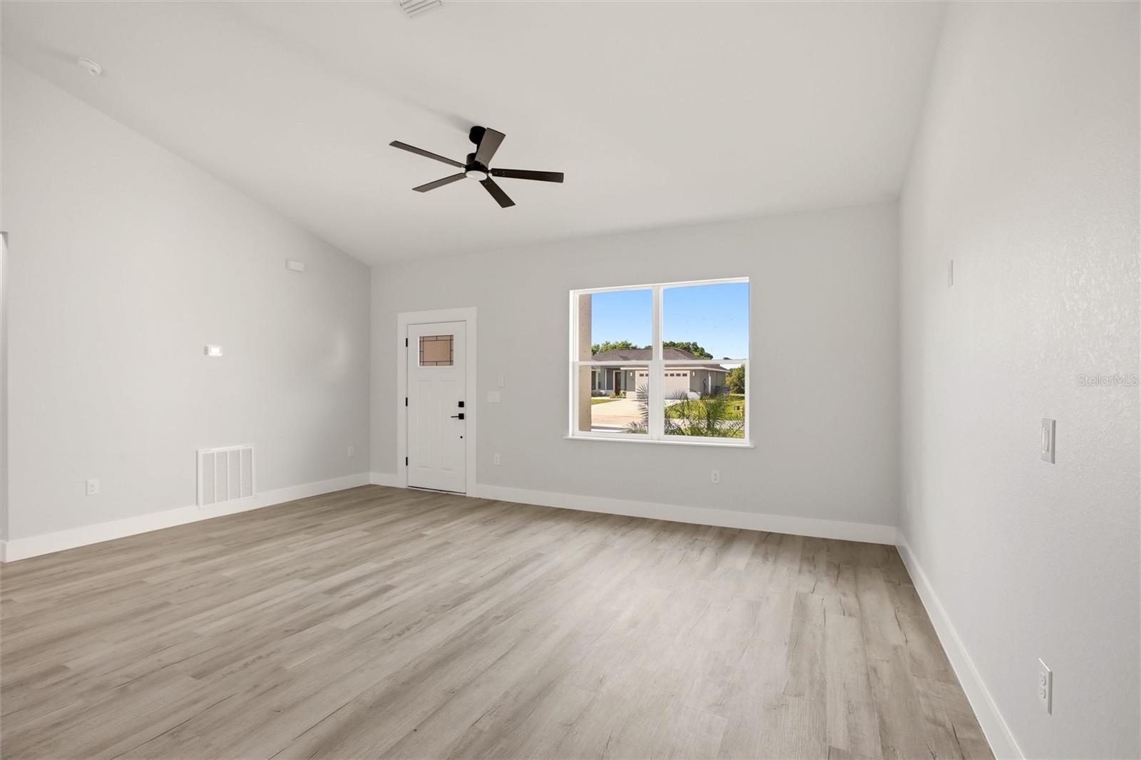1313 BLUE HERON DR, SEBRING, FL — photo 2