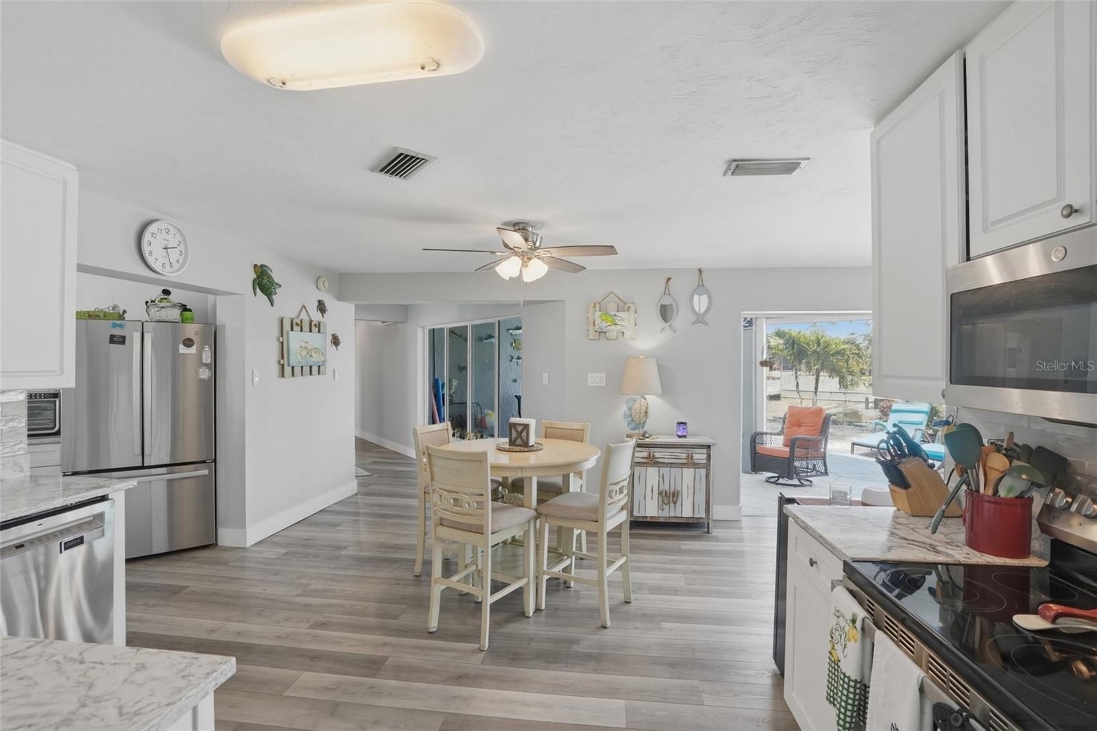 300 DELIDO CT, PUNTA GORDA, FL — photo 10