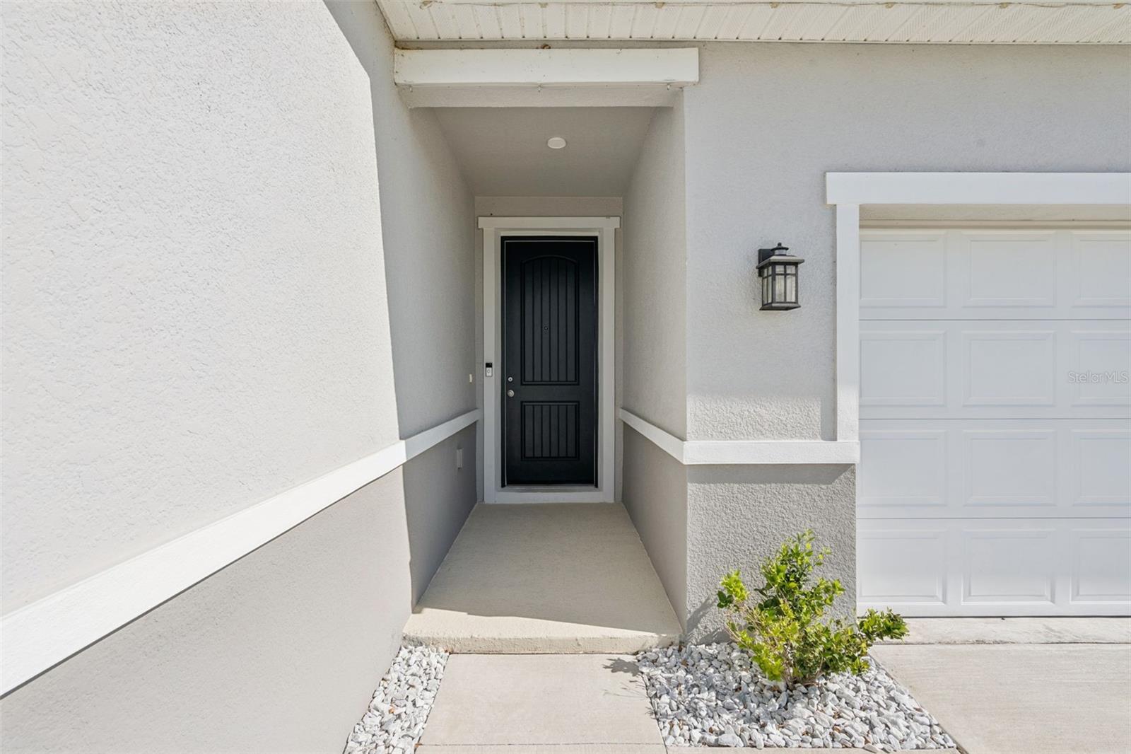 1682 LITTLELEAF BOXWOOD LOOP, MASCOTTE, FL — photo 9