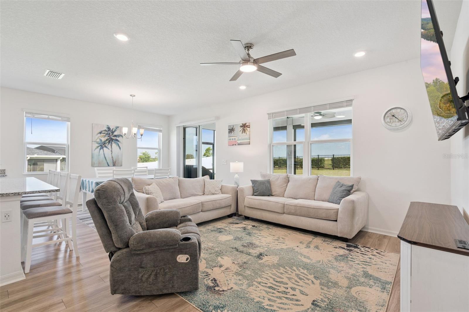 1682 LITTLELEAF BOXWOOD LOOP, MASCOTTE, FL — photo 19