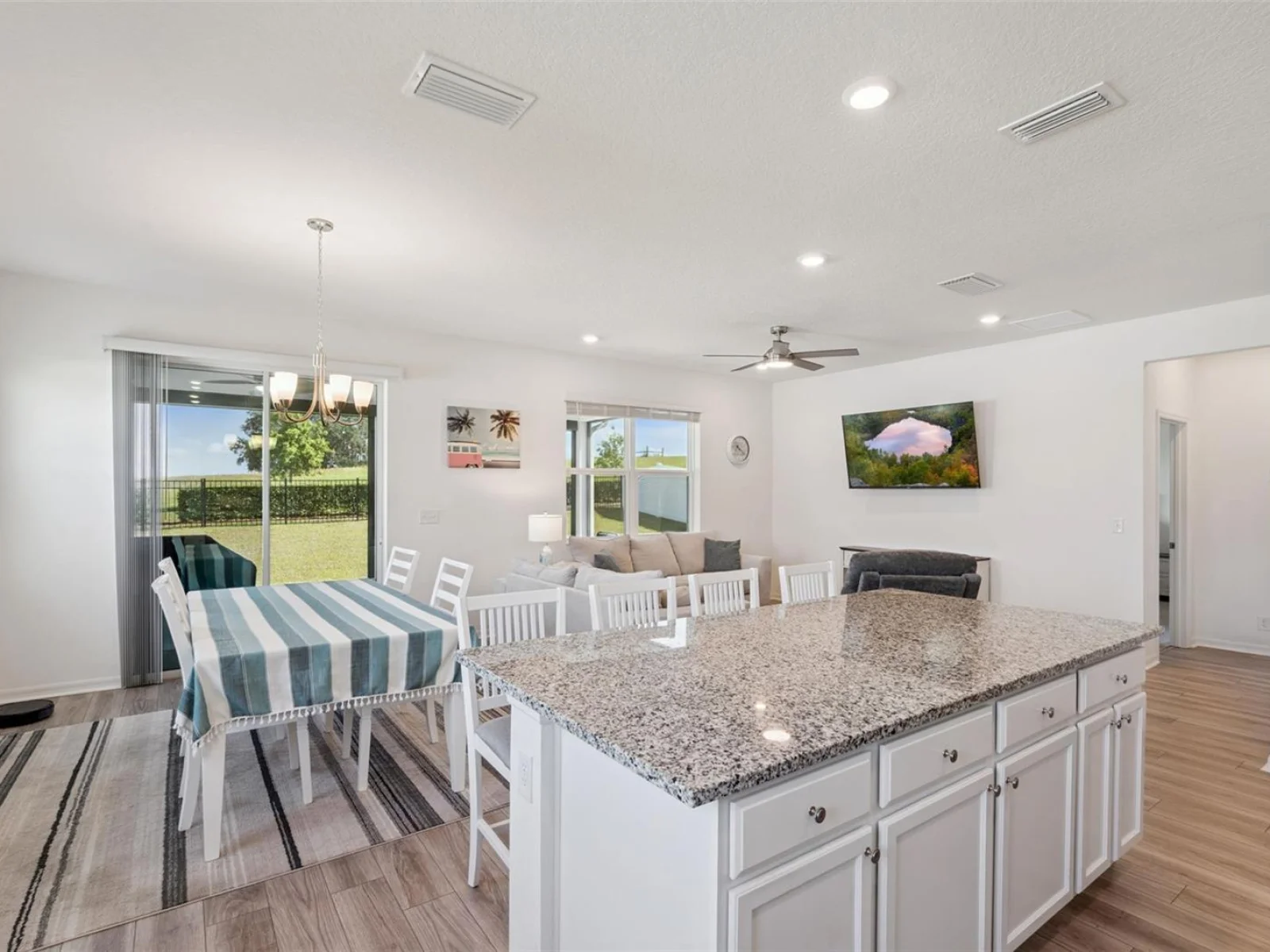 1682 LITTLELEAF BOXWOOD LOOP, MASCOTTE, FL — photo 38