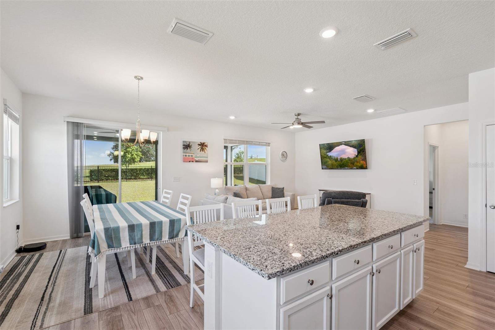 1682 LITTLELEAF BOXWOOD LOOP, MASCOTTE, FL — photo 39