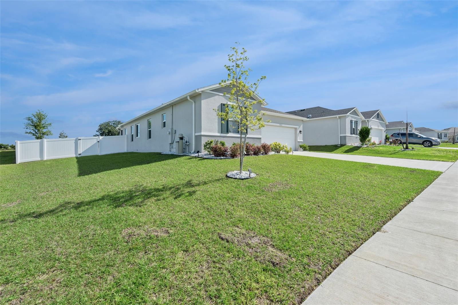 1682 LITTLELEAF BOXWOOD LOOP, MASCOTTE, FL — photo 94