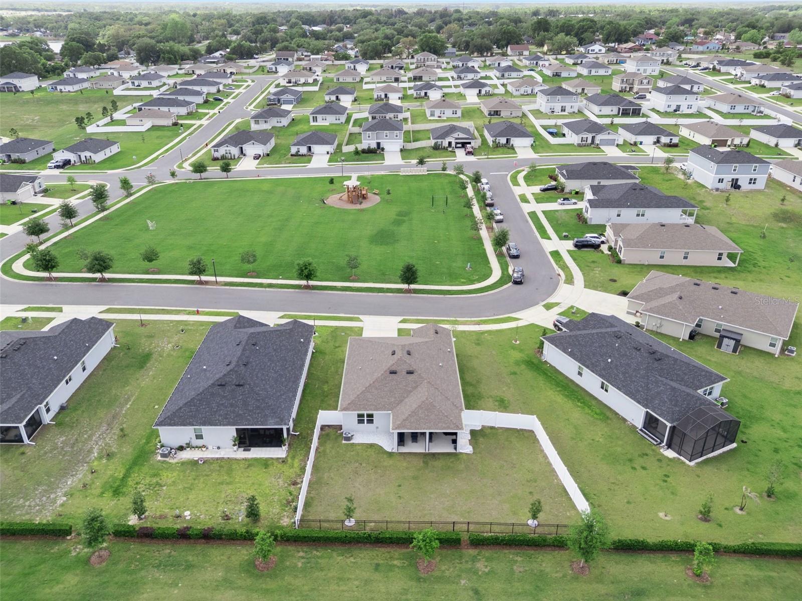 1682 LITTLELEAF BOXWOOD LOOP, MASCOTTE, FL — photo 105