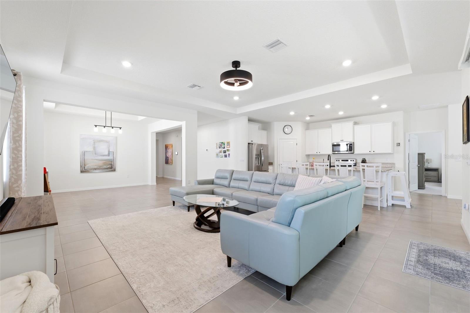 3787 AUTUMN AMBER DR, SPRING HILL, FL — photo 15