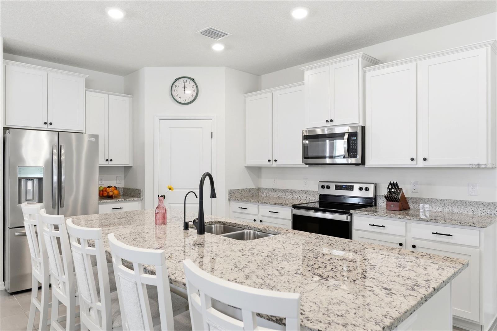 3787 AUTUMN AMBER DR, SPRING HILL, FL — photo 18