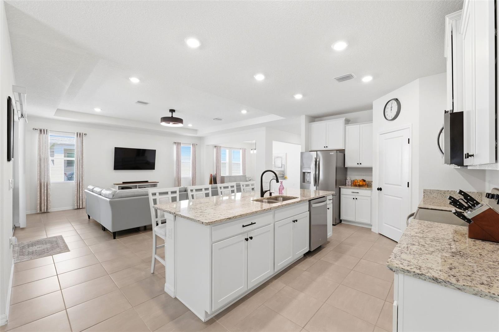 3787 AUTUMN AMBER DR, SPRING HILL, FL — photo 22