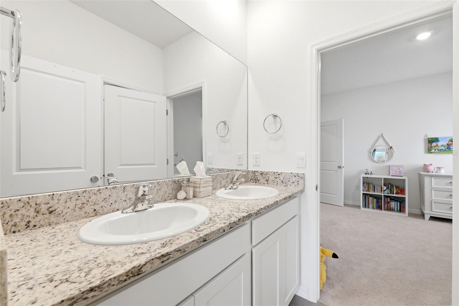 3787 AUTUMN AMBER DR, SPRING HILL, FL — photo 42