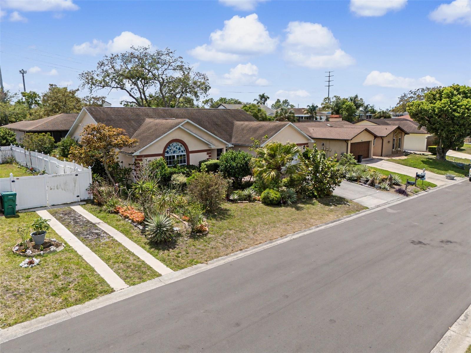 7612 HIGH PINES CT, PORT RICHEY, FL — photo 34