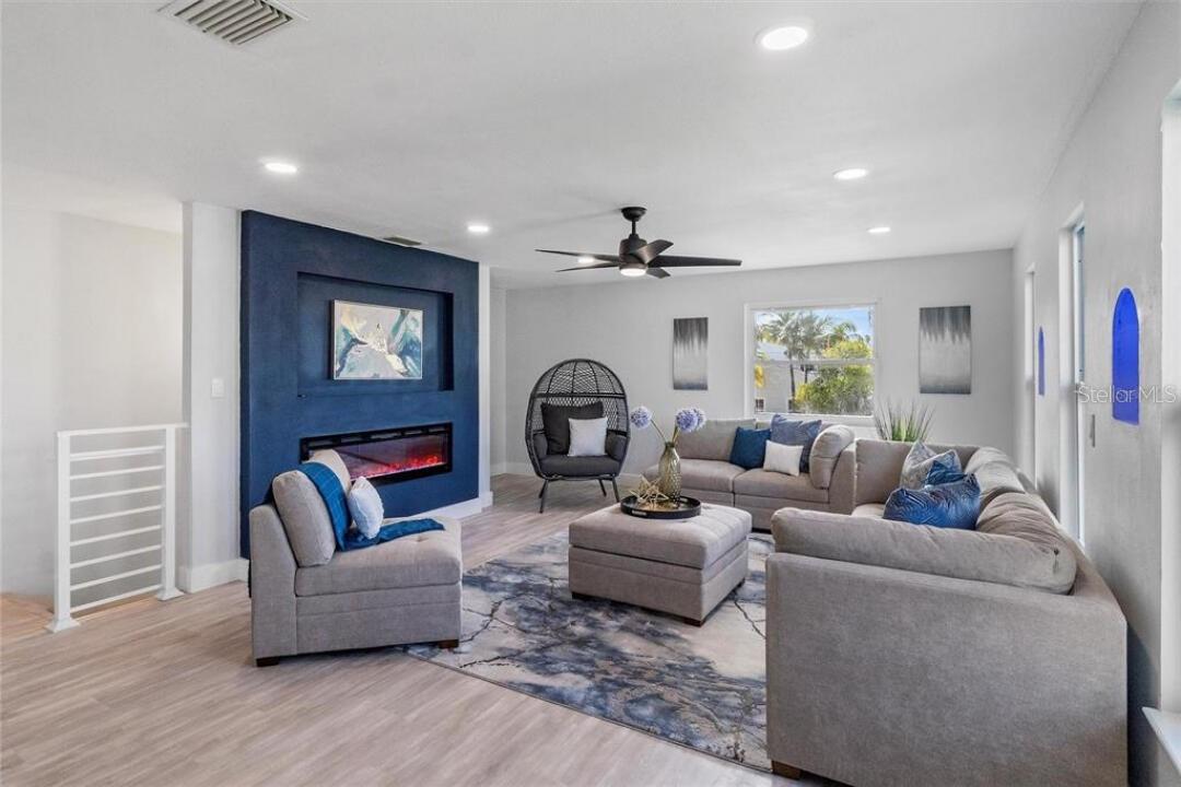 307 161ST AVE, REDINGTON BEACH, FL — photo 13
