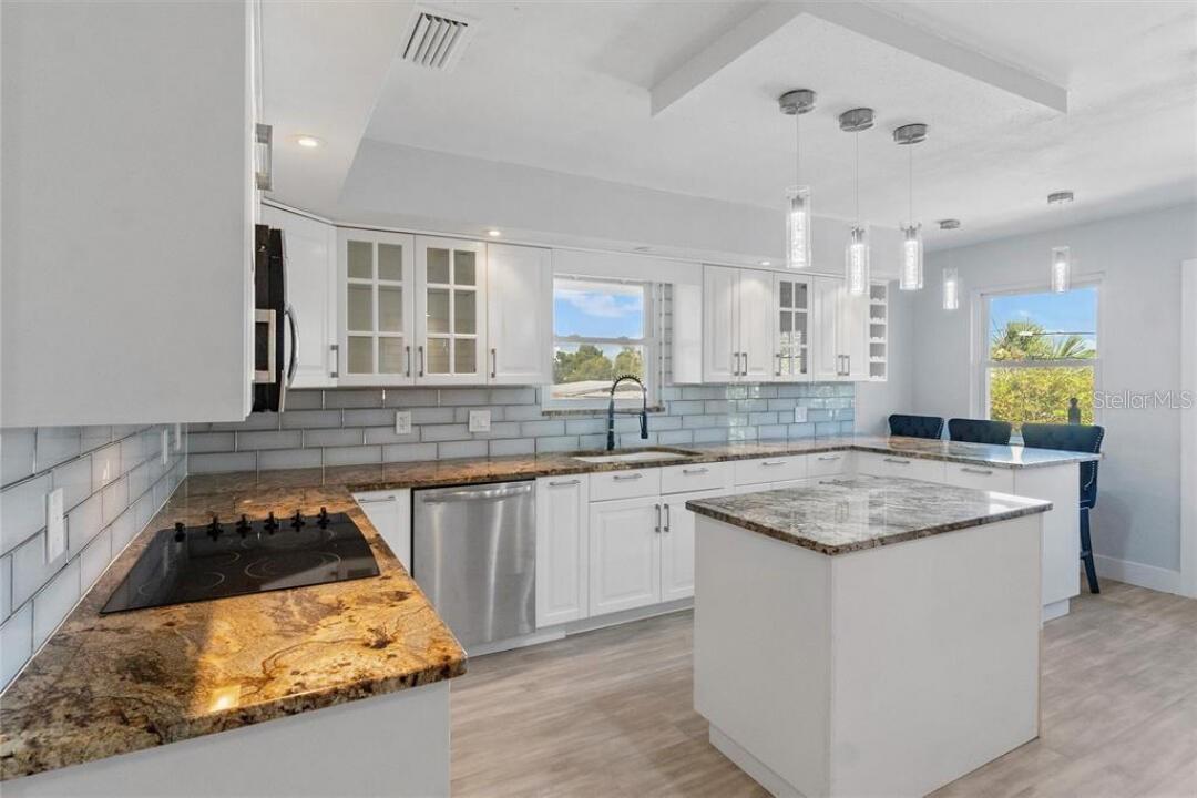 307 161ST AVE, REDINGTON BEACH, FL — photo 32