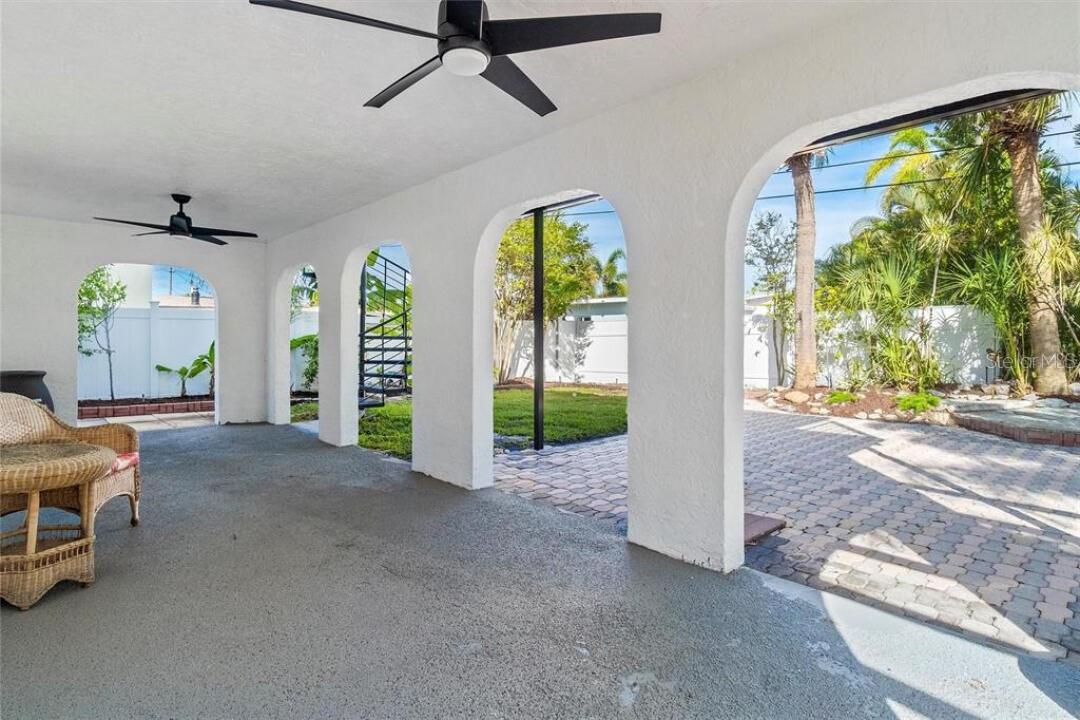 307 161ST AVE, REDINGTON BEACH, FL — photo 39