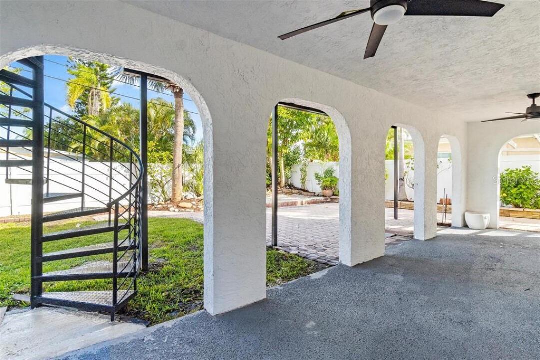 307 161ST AVE, REDINGTON BEACH, FL — photo 40