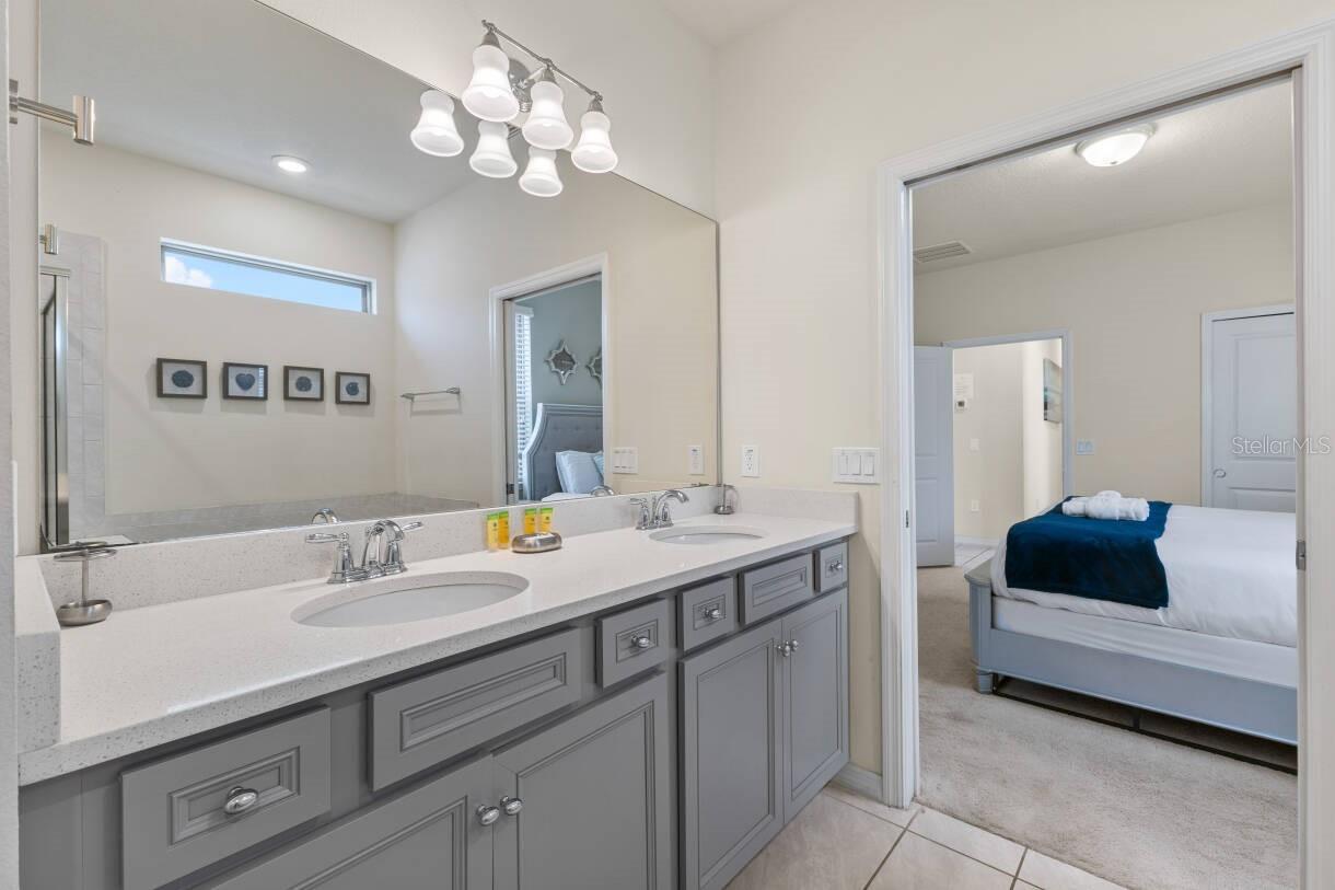 5405 MISTY OAK CIR, DAVENPORT, FL — photo 33