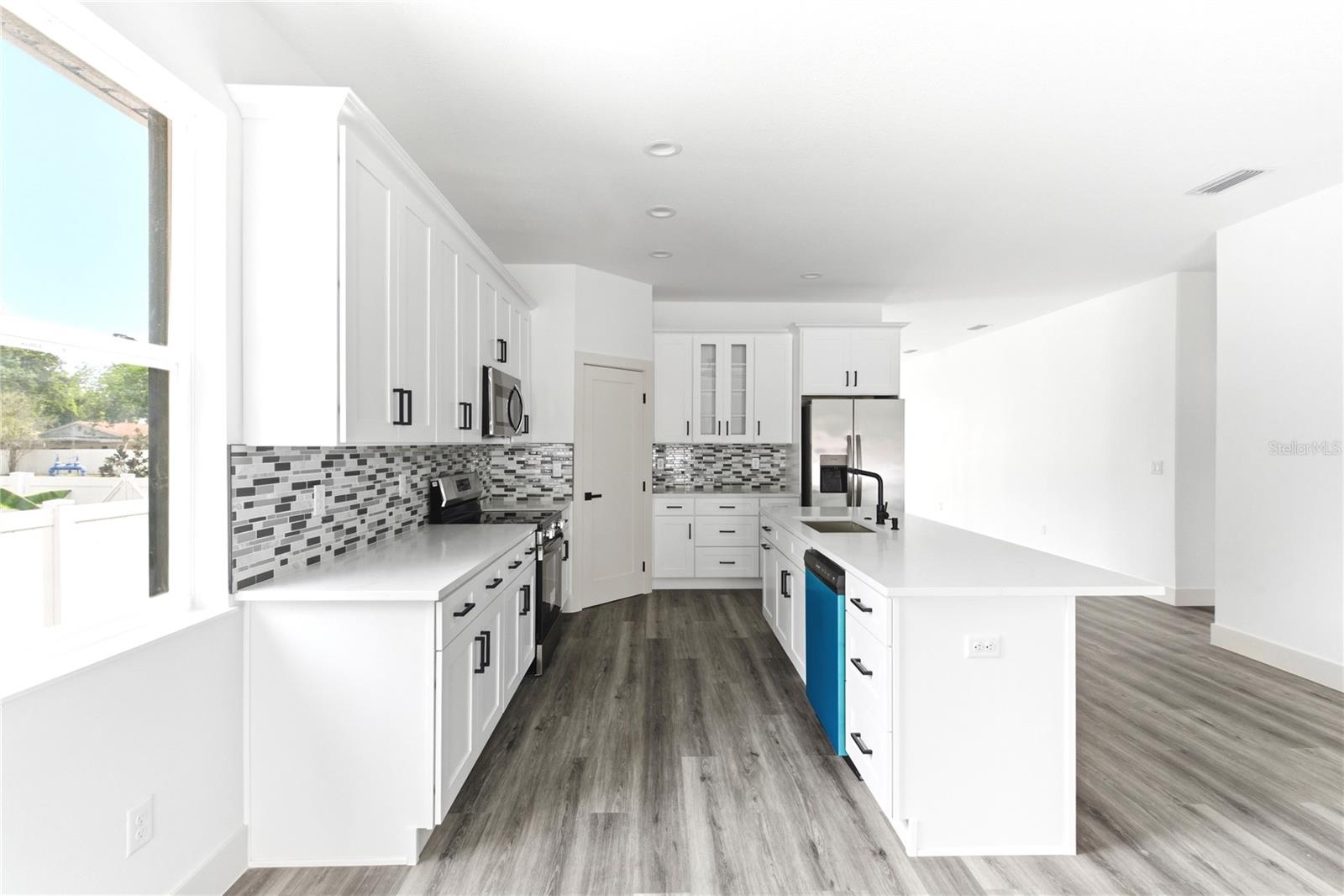 2605 S 70TH ST, TAMPA, FL — photo 14